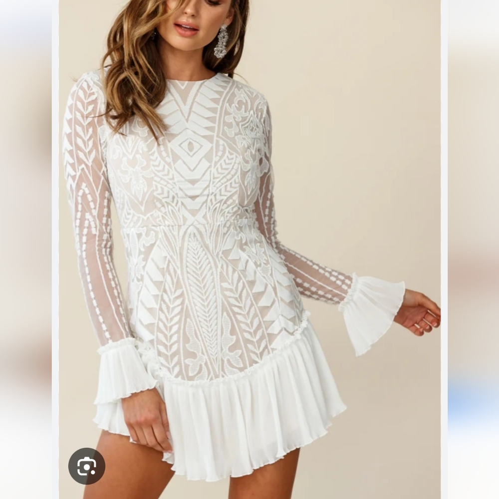 Women’s White Embroidered Long-Sleeve Mini Dress